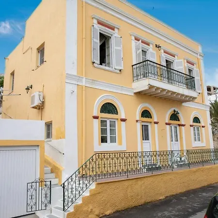 Neoclassical Splendor Unique Experience In Leros Apartment