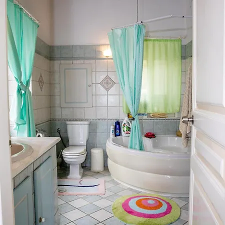 Neoclassical Splendor Unique Experience In Leros Appartement