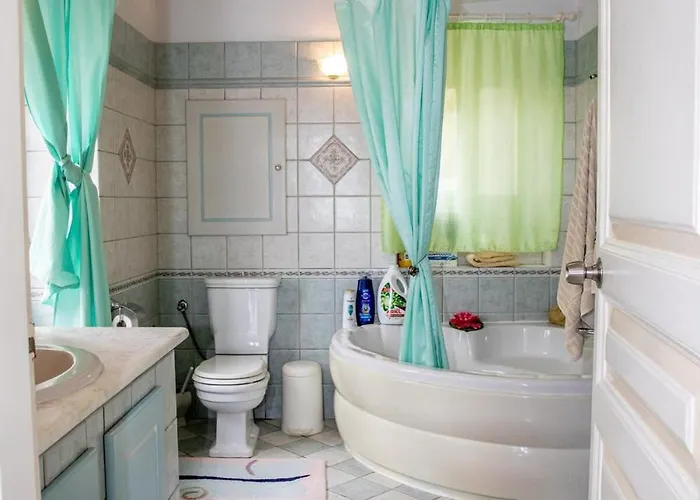 Neoclassical Splendor Unique Experience In Leros شقة