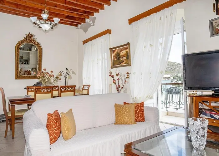 Daire Neoclassical Splendor Unique Experience In Leros *